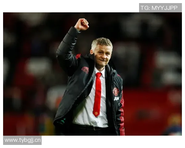 斯特拉斯堡主帅被切尔西挖走球迷愤怒表达不满情绪